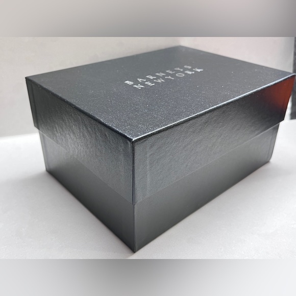 Barney’s New York Gift Box (Empty) Small/Medium Black. New. For Small Items. - Picture 2 of 7